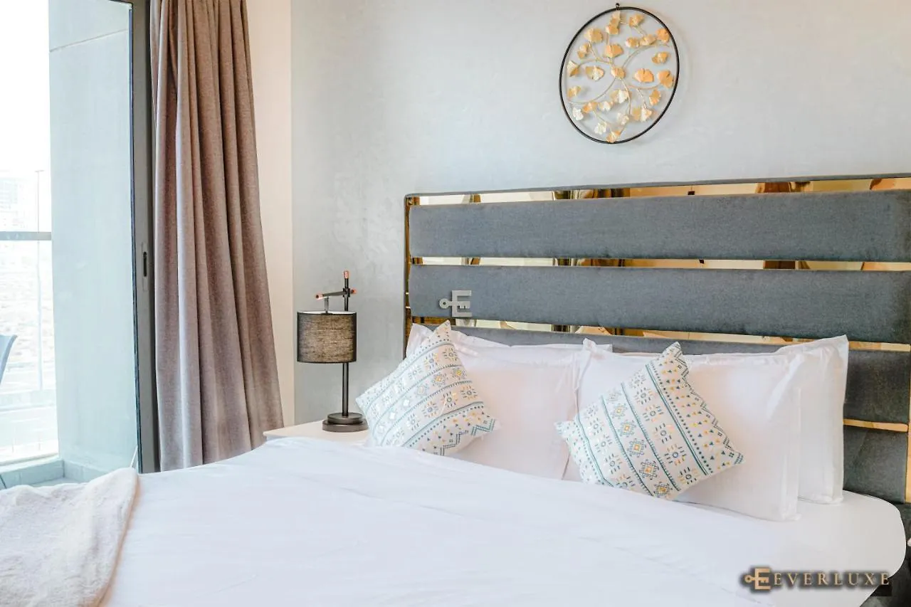 Lawnz-4 210 Apartment Dubai